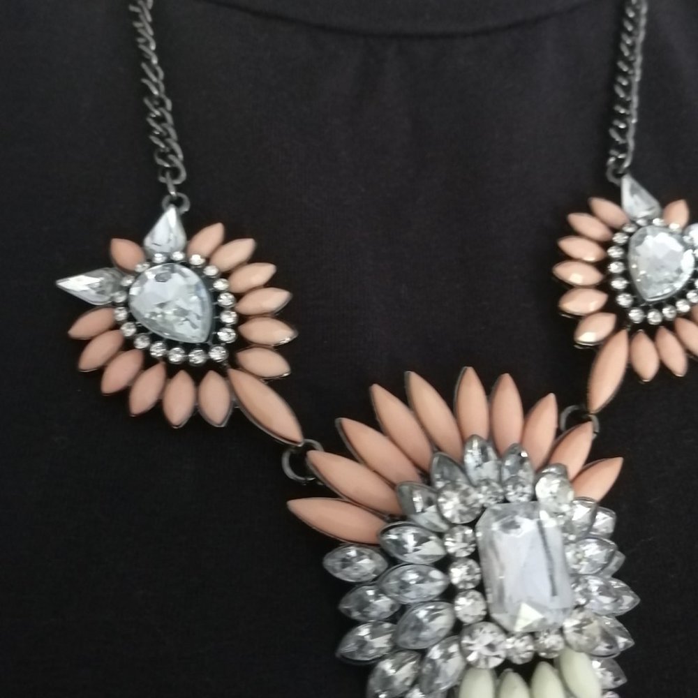 Necklace - Picture 3 of 3